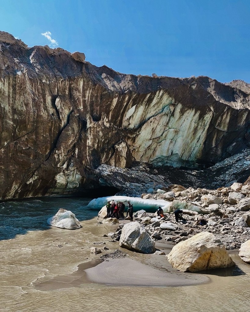 Gaumukh Tapovan Trek trekking landscape